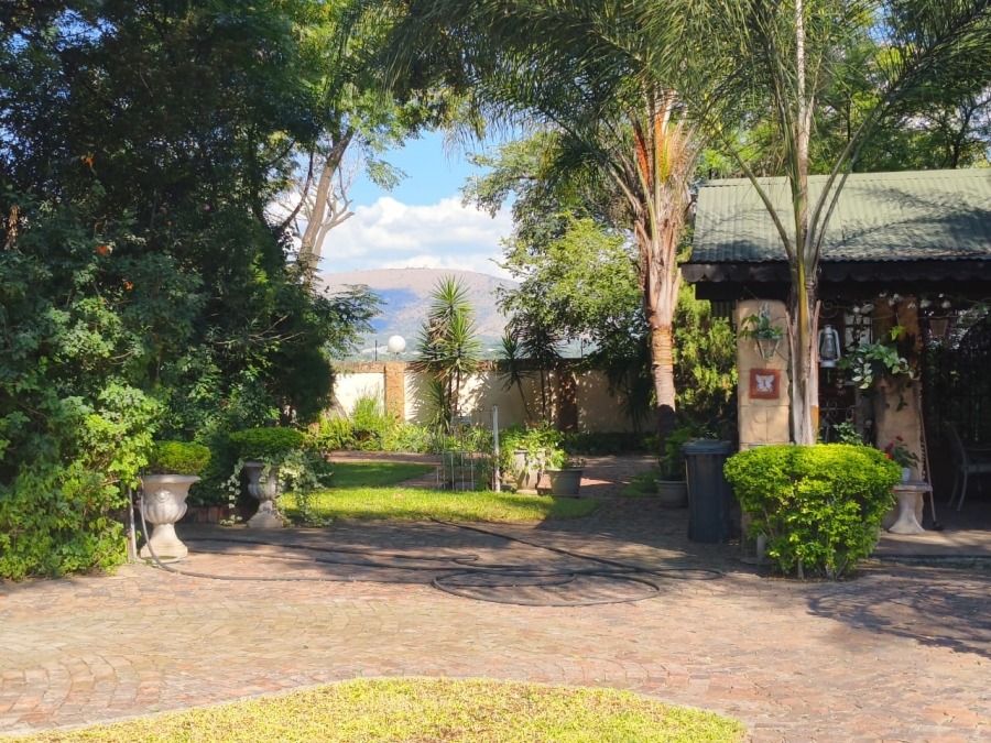 Commercial Property for Sale in Hartbeesfontein North West